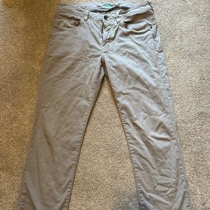 EUC Tommy Bahama jeans/slacks. Tan color 33Wx32L.